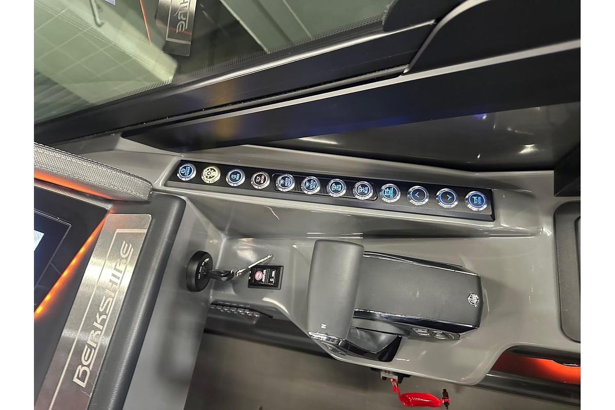 2026 Berkshire Pontoons STS Series 25ULE DC STS