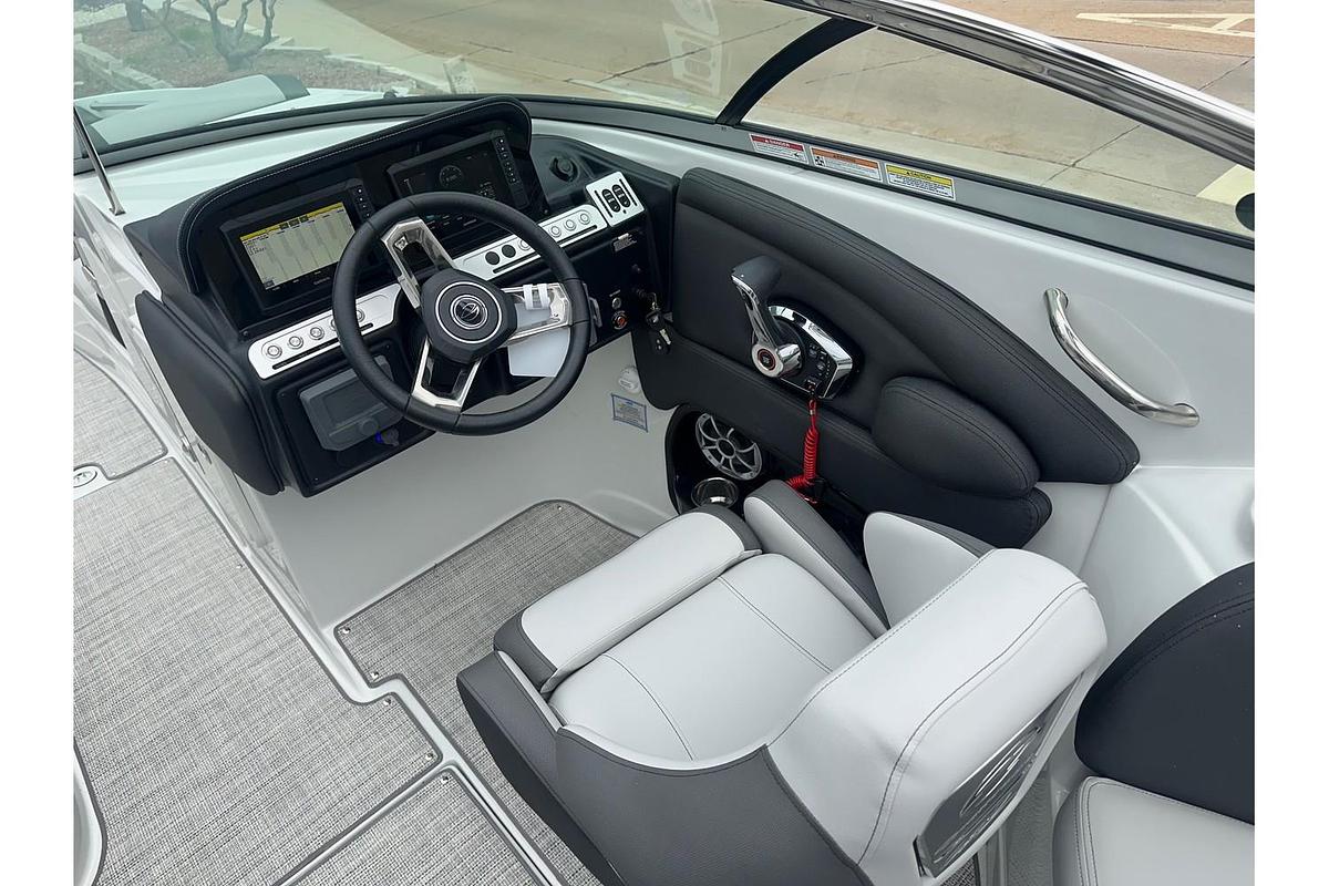 2025 Crownline SS Series 290 SS