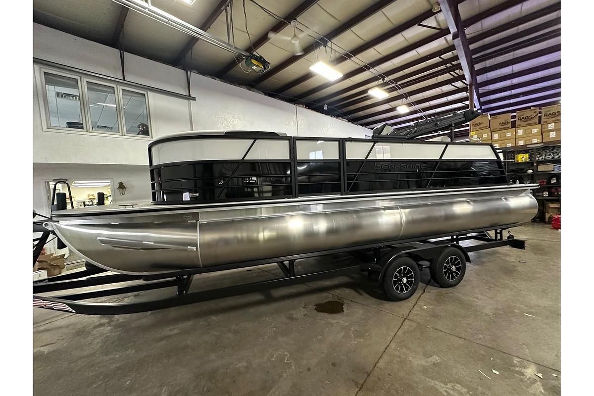 2026 Berkshire Pontoons LE Series 24UL LE B