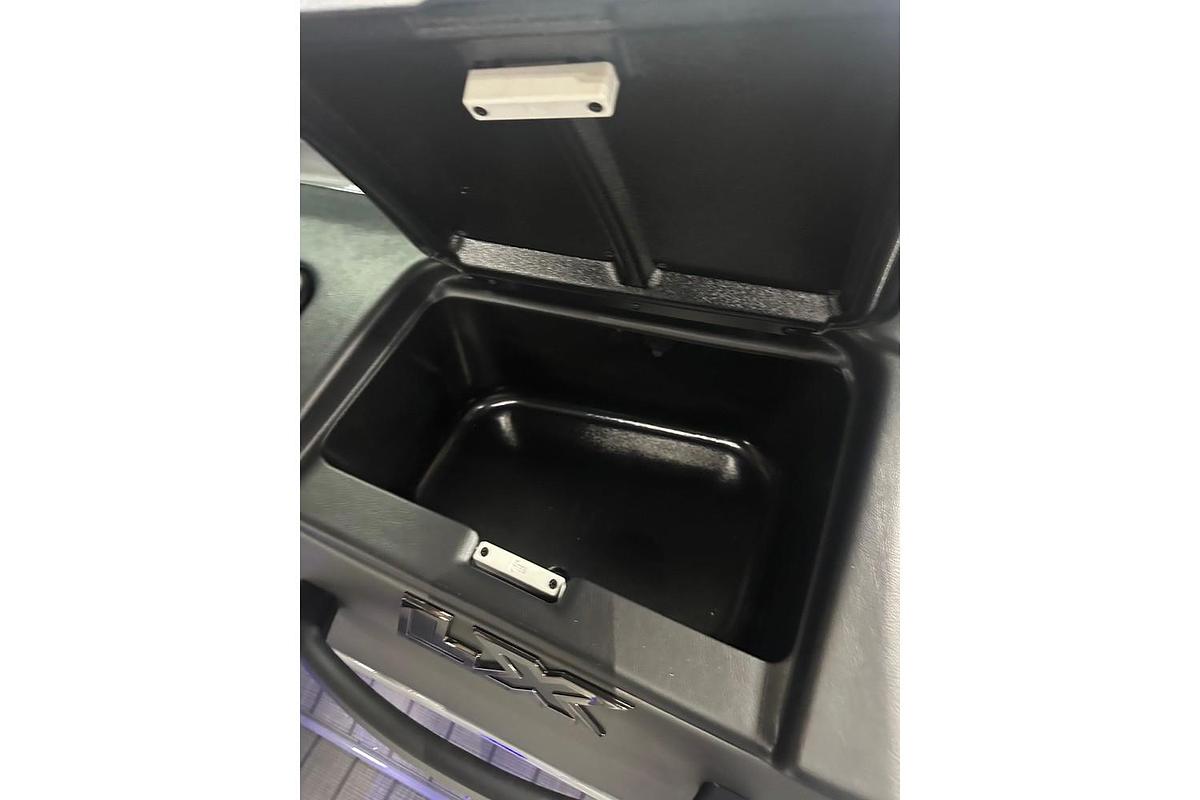 2024 Manitou LX 23 Rear Facing X-Treme Windshield (Rfxw)