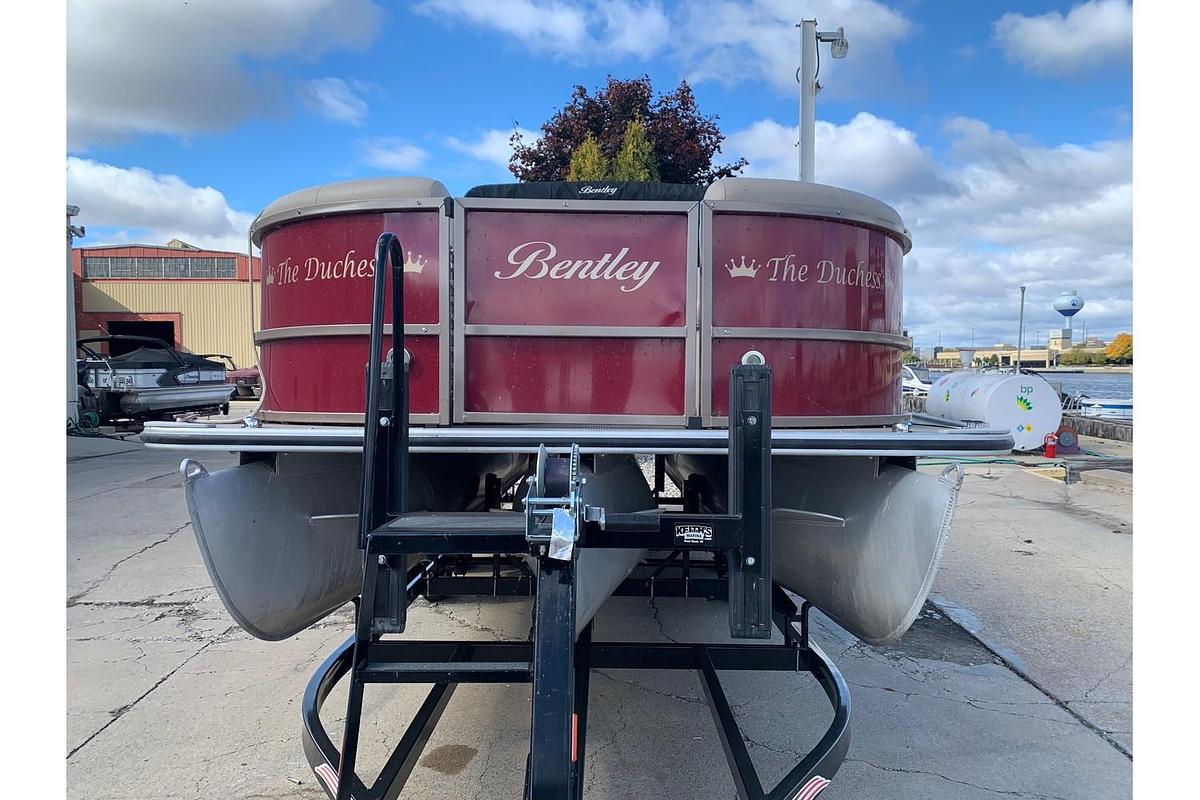 Used 2020 Bentley Pontoons Bentley 243 Cruise (3/4 Tube)