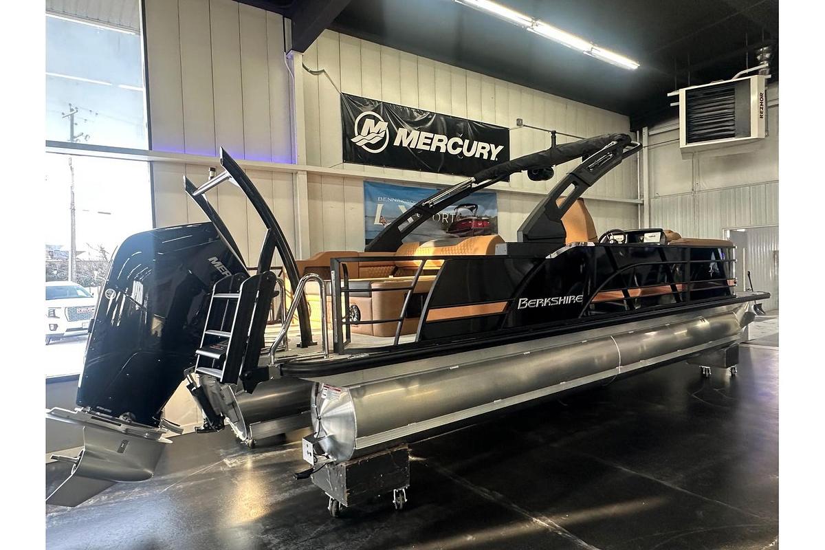 2026 Berkshire Pontoons STS Series 25SB2 STS 3 Plus