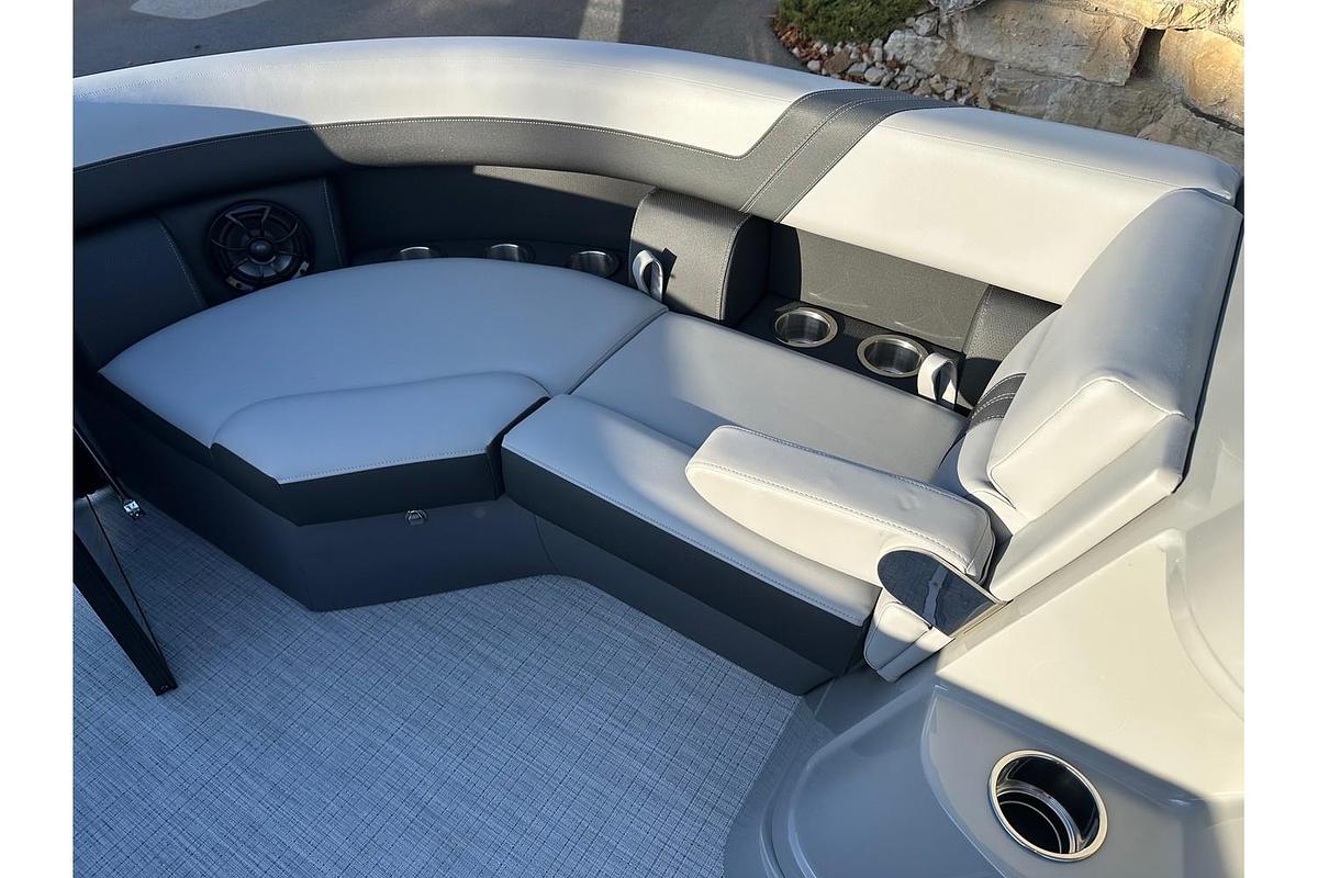 2026 Berkshire Pontoons Series 24RFX CTS
