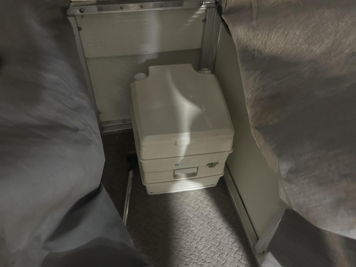 Used 2004 Lowe Trinidad 222