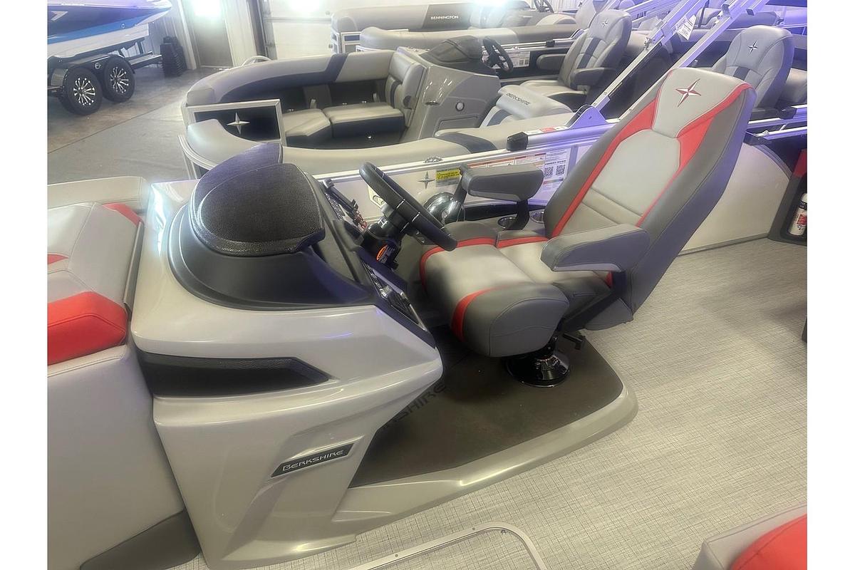 2025 Berkshire Pontoons STS Series 21CL STS