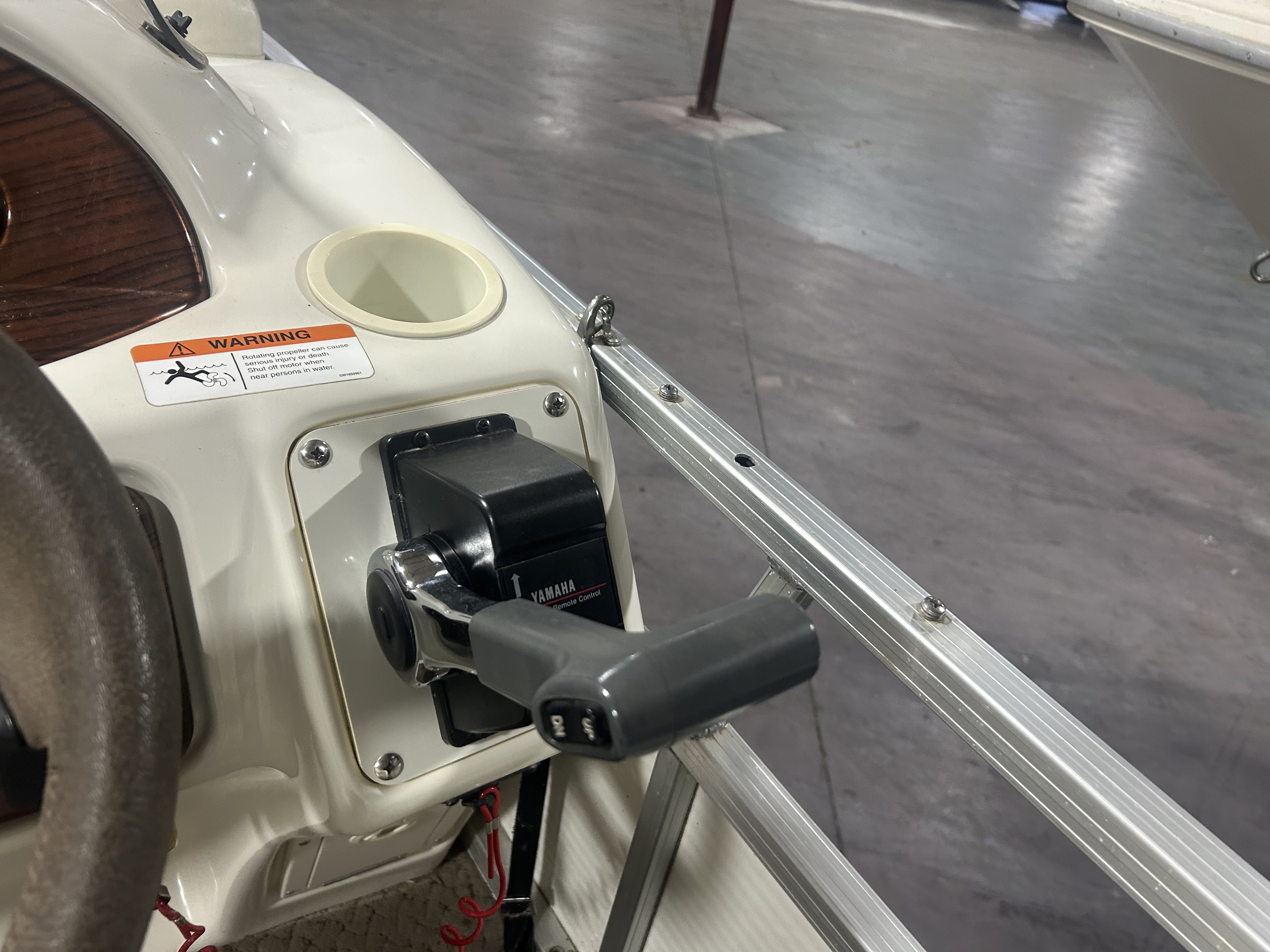 Used 2004 Lowe Trinidad 222