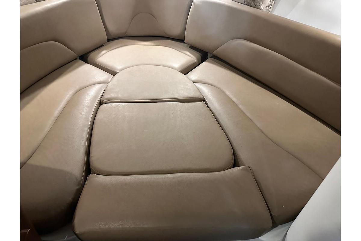 2025 Crownline CR Series 270 CR