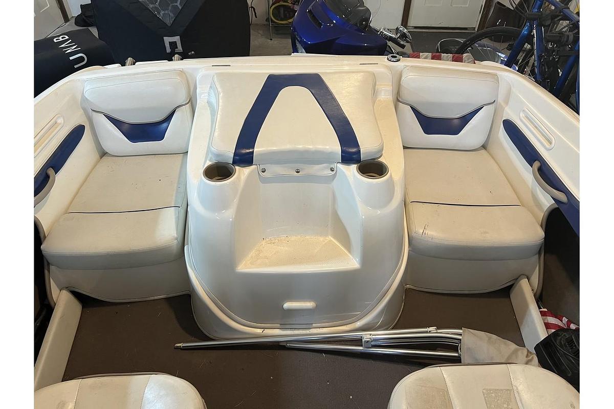 Used 2004 Bayliner International 185