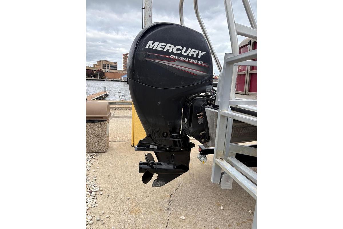 Used 2020 Bentley Pontoons Bentley 243 Cruise (3/4 Tube)