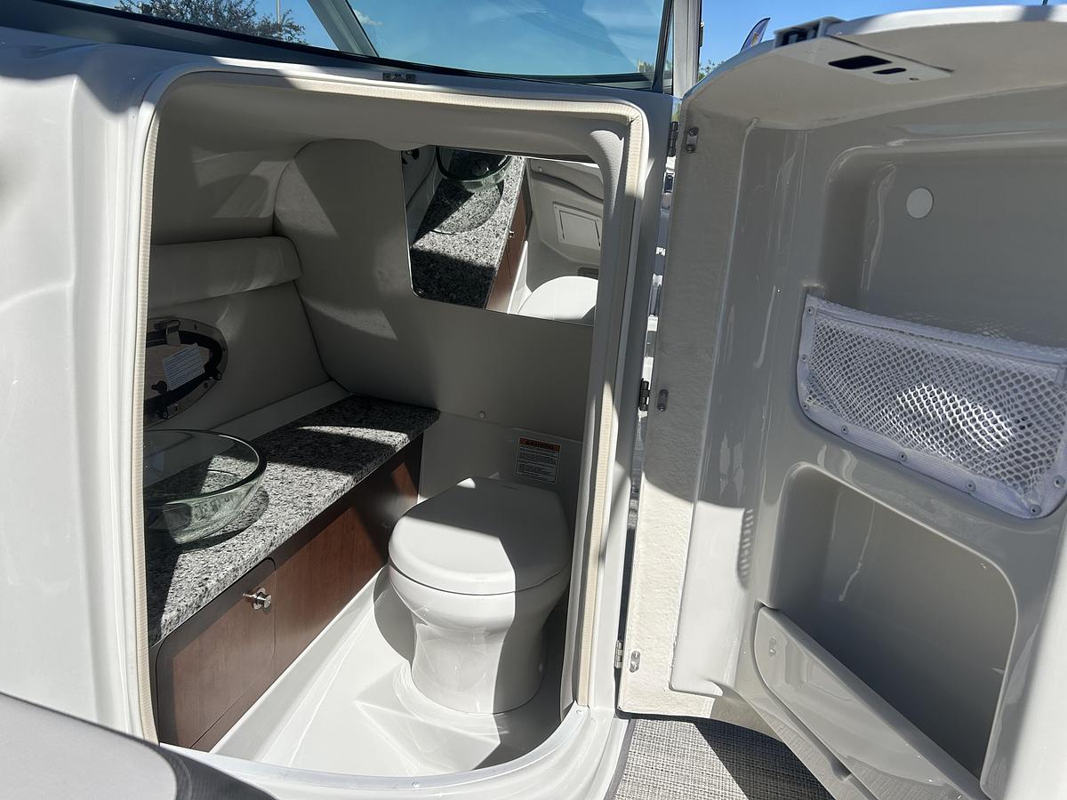 Used 2024 Crownline 260 XSS