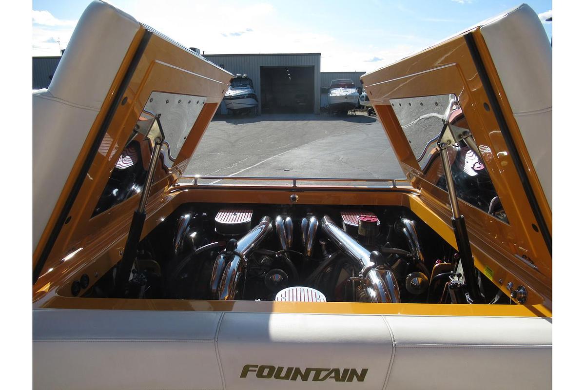 Used 1998 Fountain Boats 42 Lightning