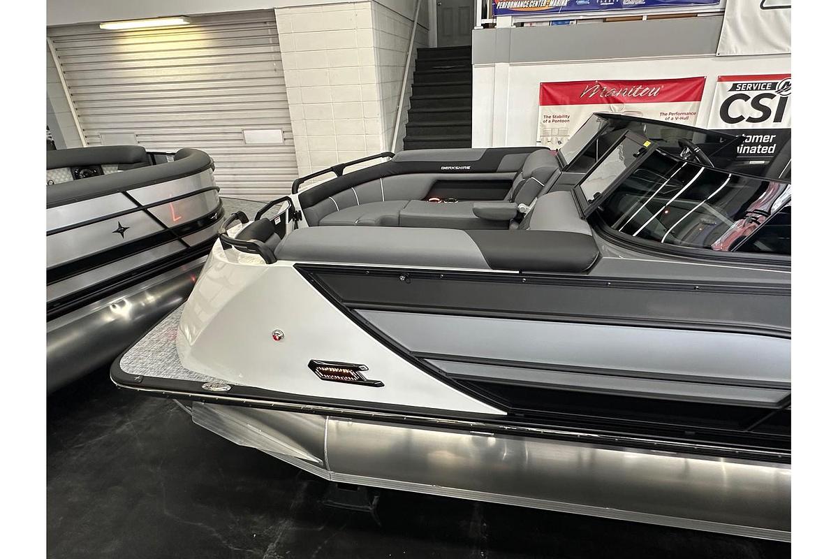 2026 Berkshire Pontoons STS Series 25ULE DC STS