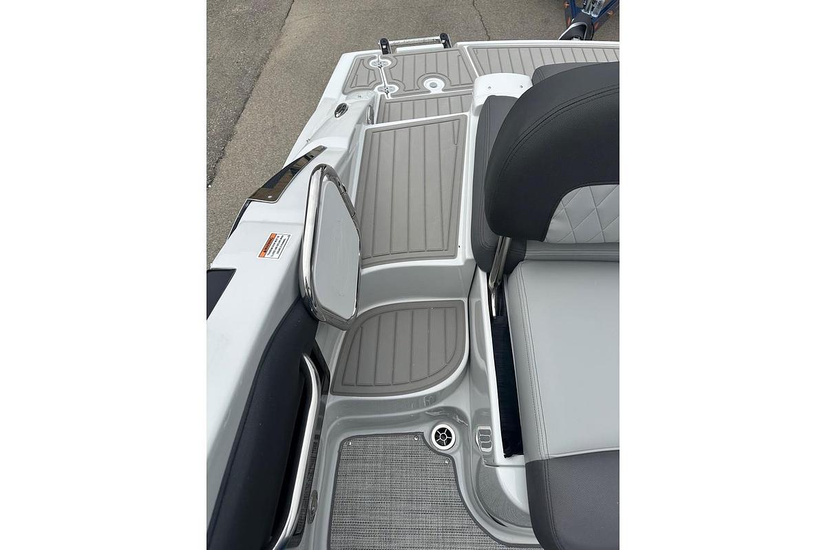 2025 Crownline SS Series 290 SS