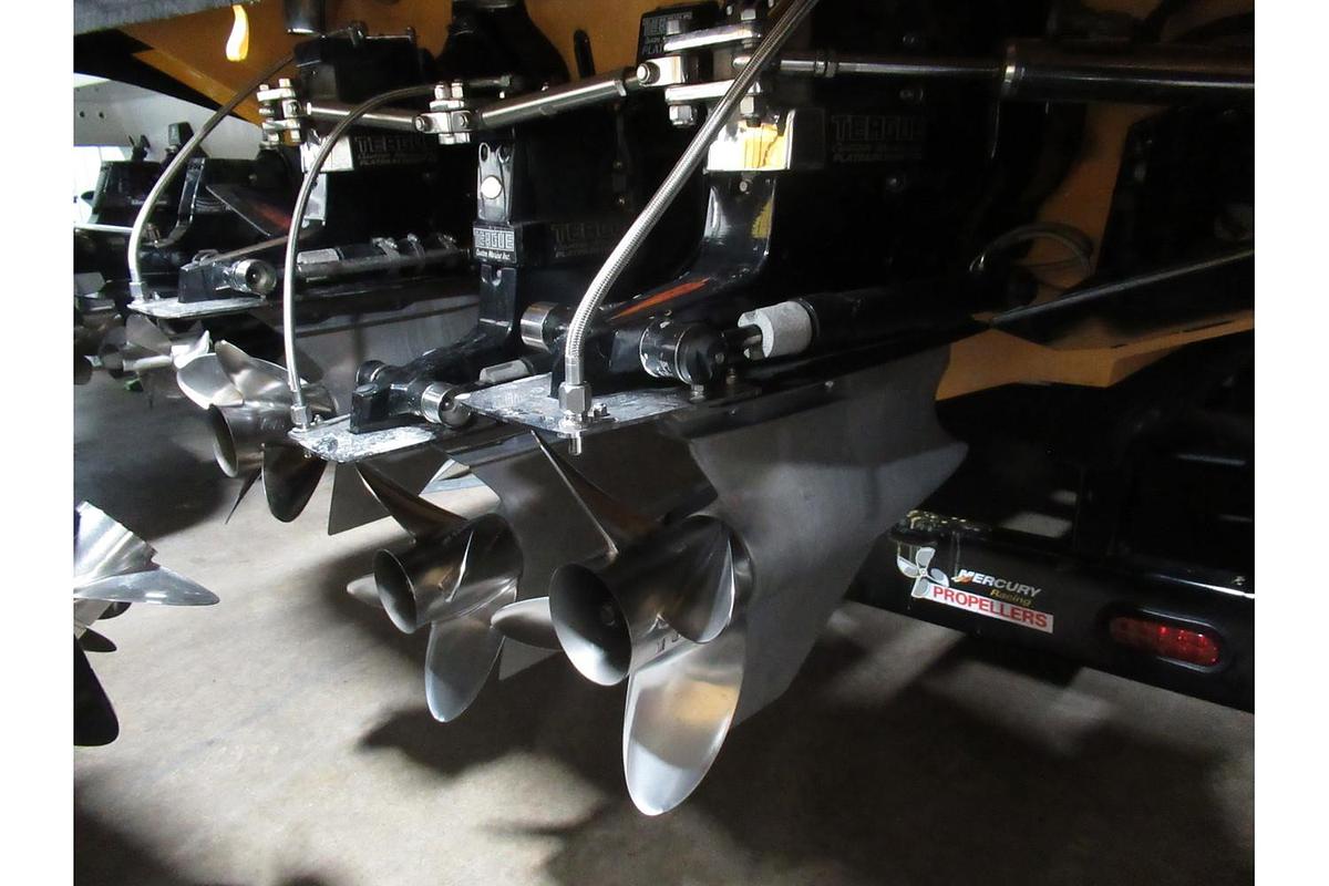 Used 1998 Fountain Boats 42 Lightning