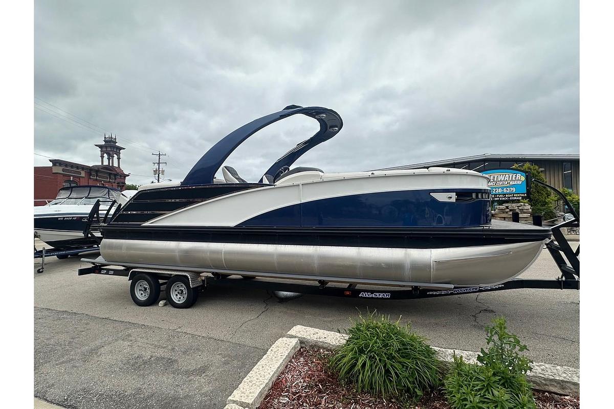 Used 2020 Bennington 23 RXFBASG