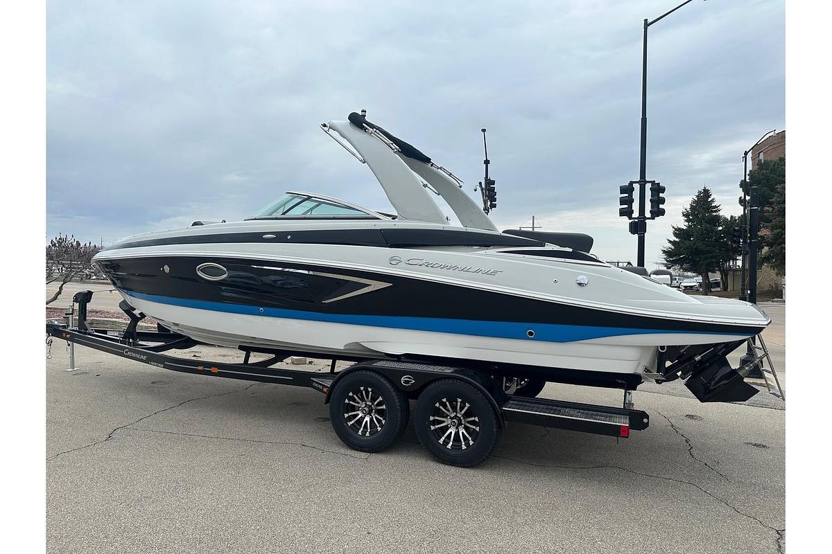 2025 Crownline SS Series 290 SS