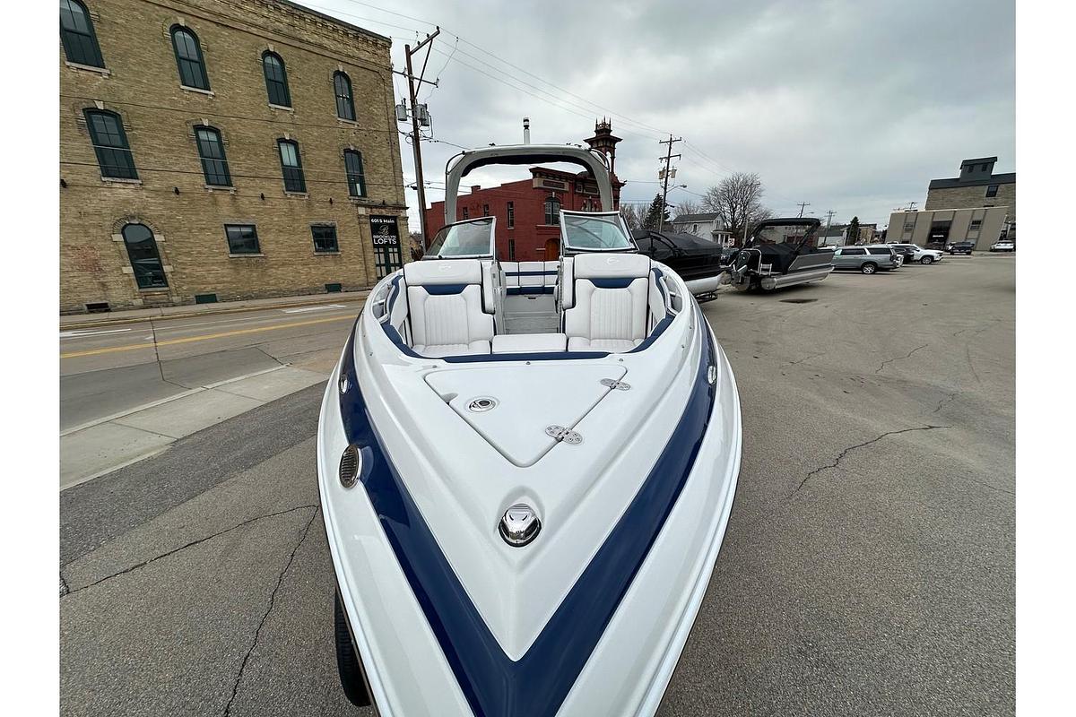 2025 Crownline SS Series 270 SS