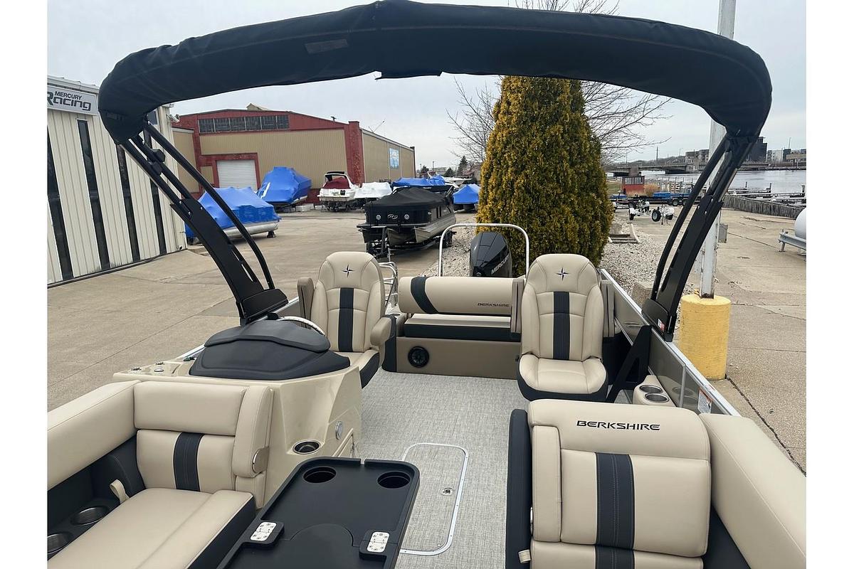 2025 Berkshire Pontoons CTS Series 24UL CTS