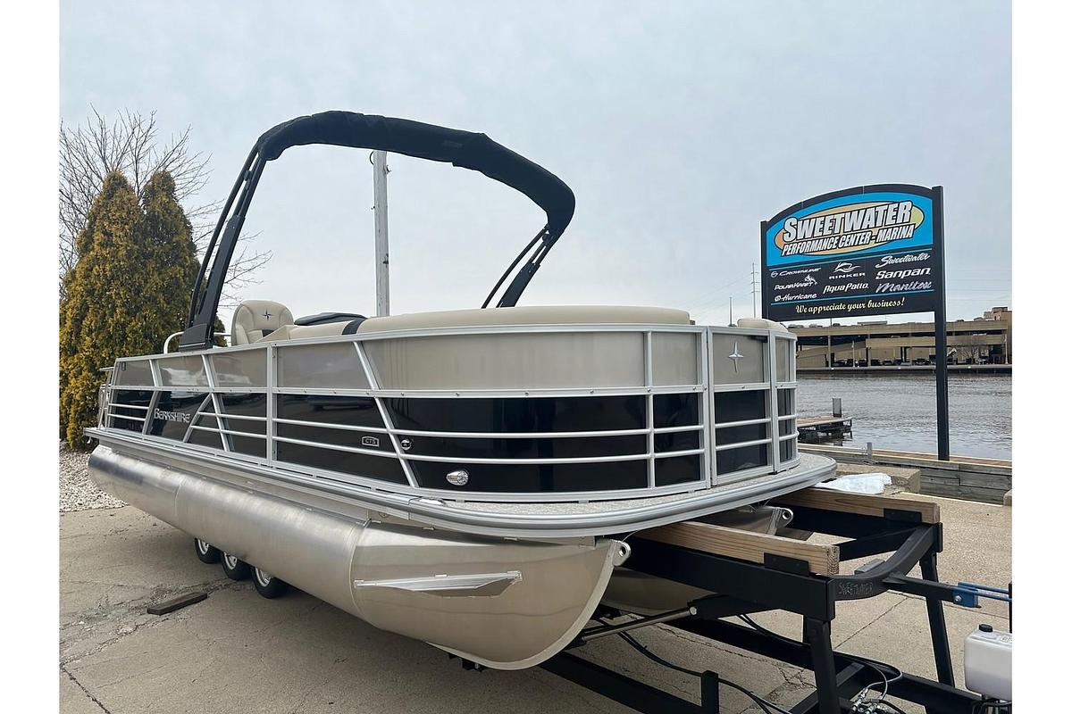 2025 Berkshire Pontoons CTS Series 24UL CTS