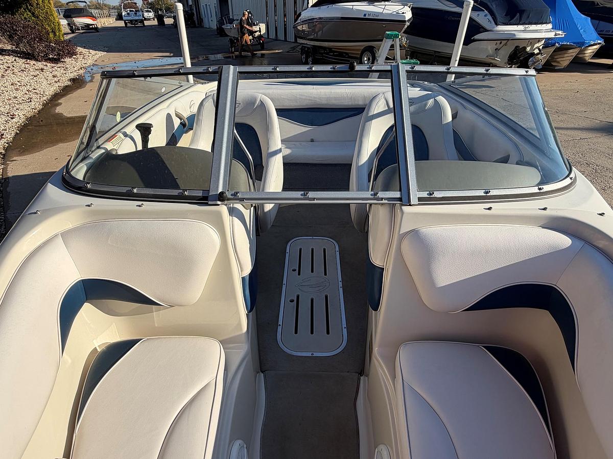 Used 2003 Crownline 180BR
