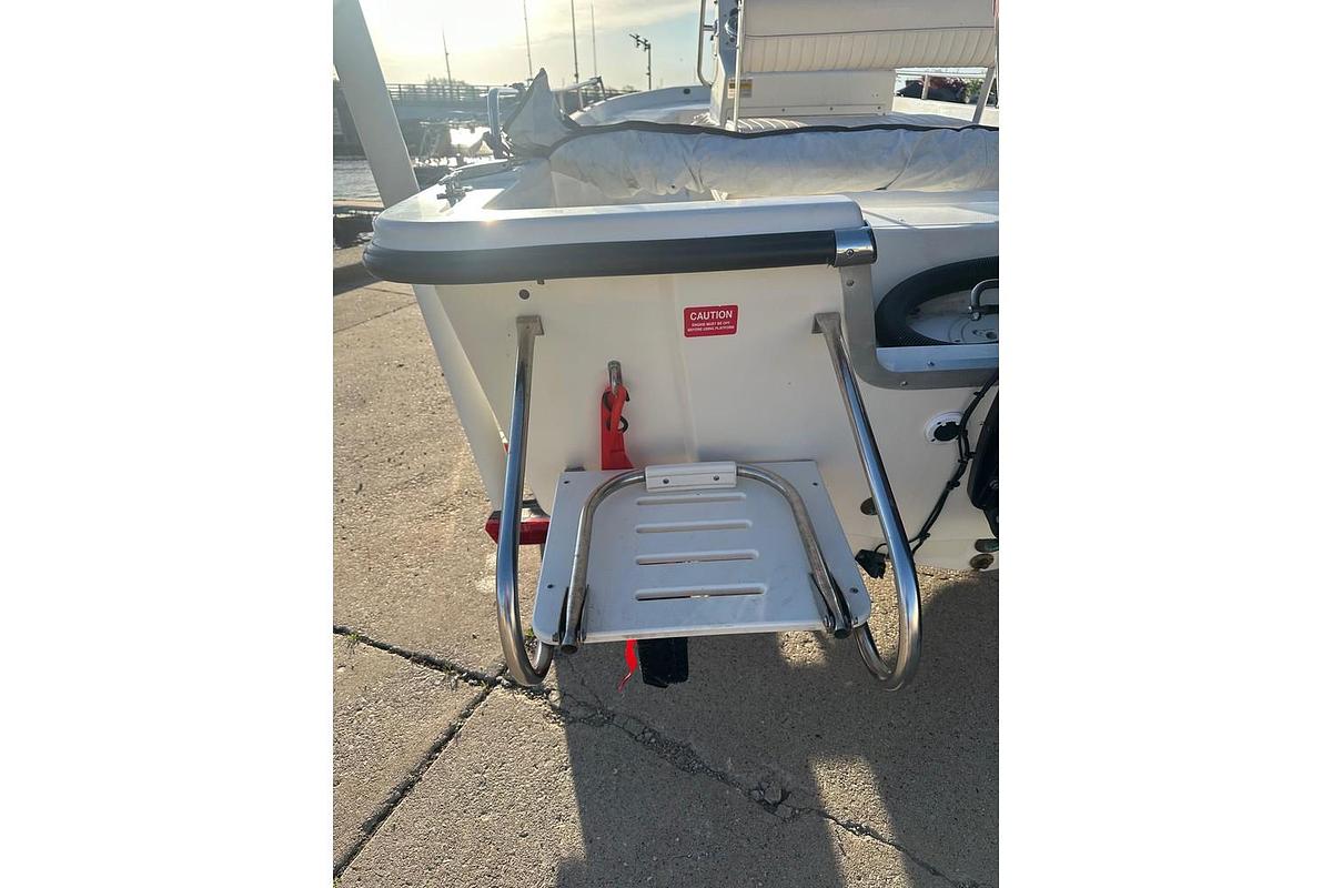 Used 2001 Sea Pro V2 100 BAY