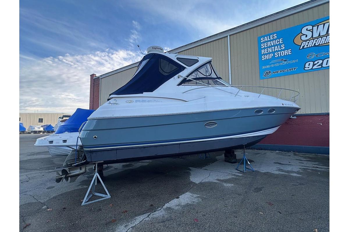 Used 2007 Regal Sport Yacht Commodore 3760 IO