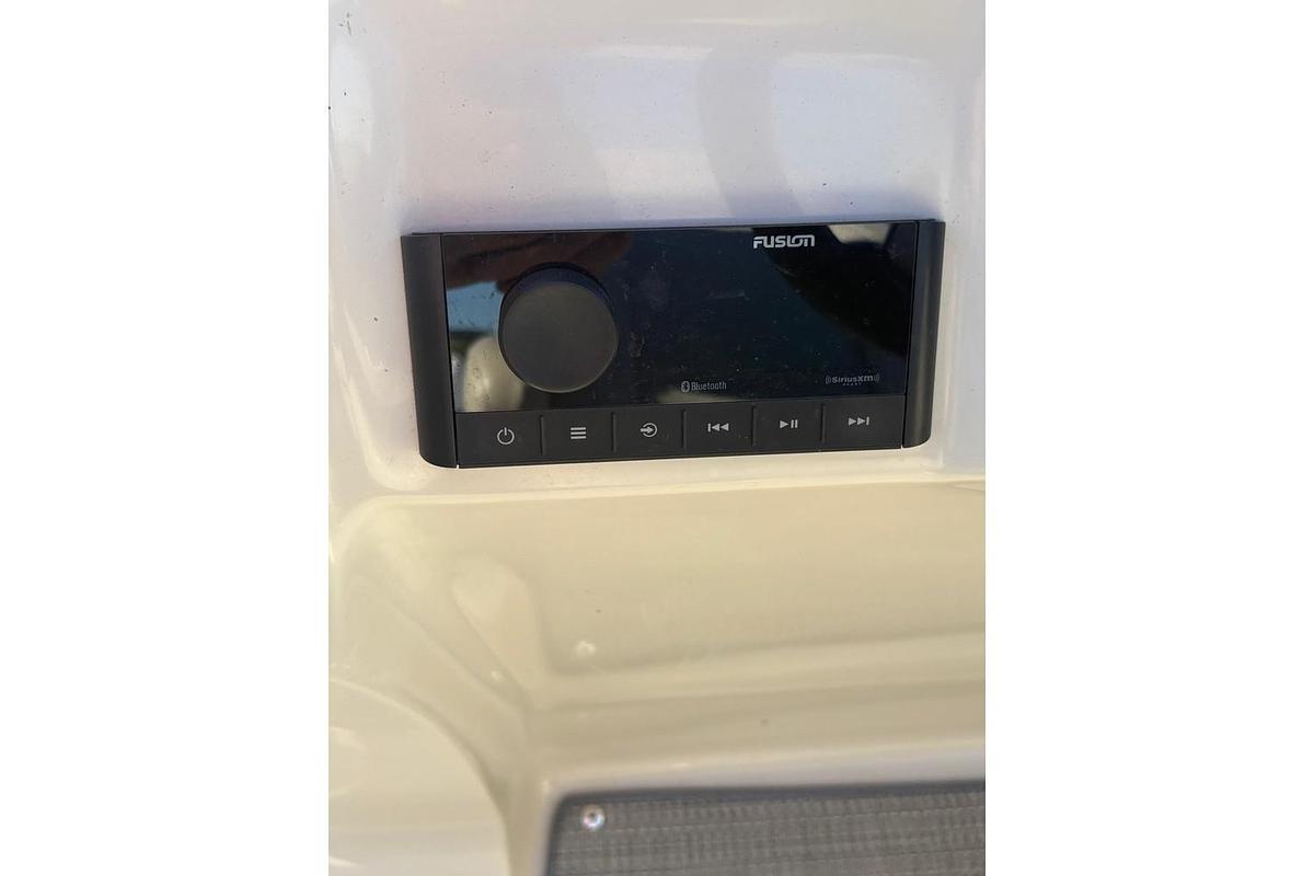 Used 2022 Manitou 23 Encore RF SHP 575
