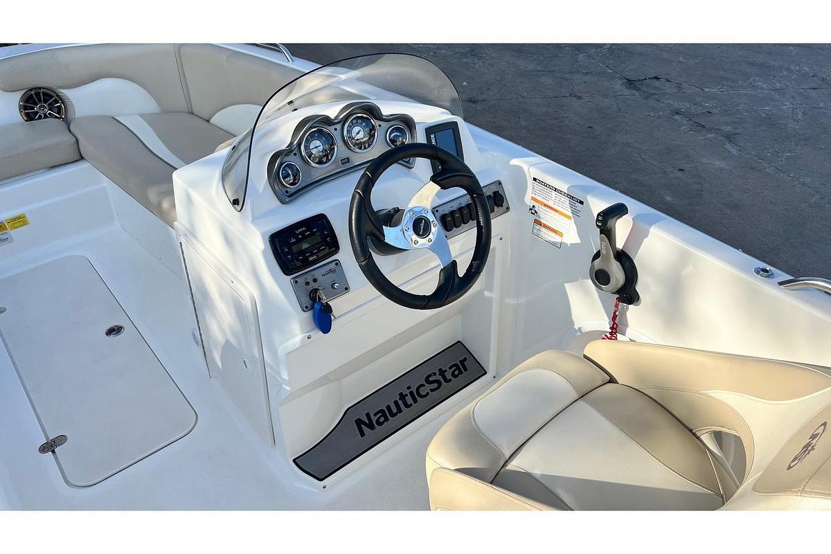 Used 2015 NauticStar 203 SC