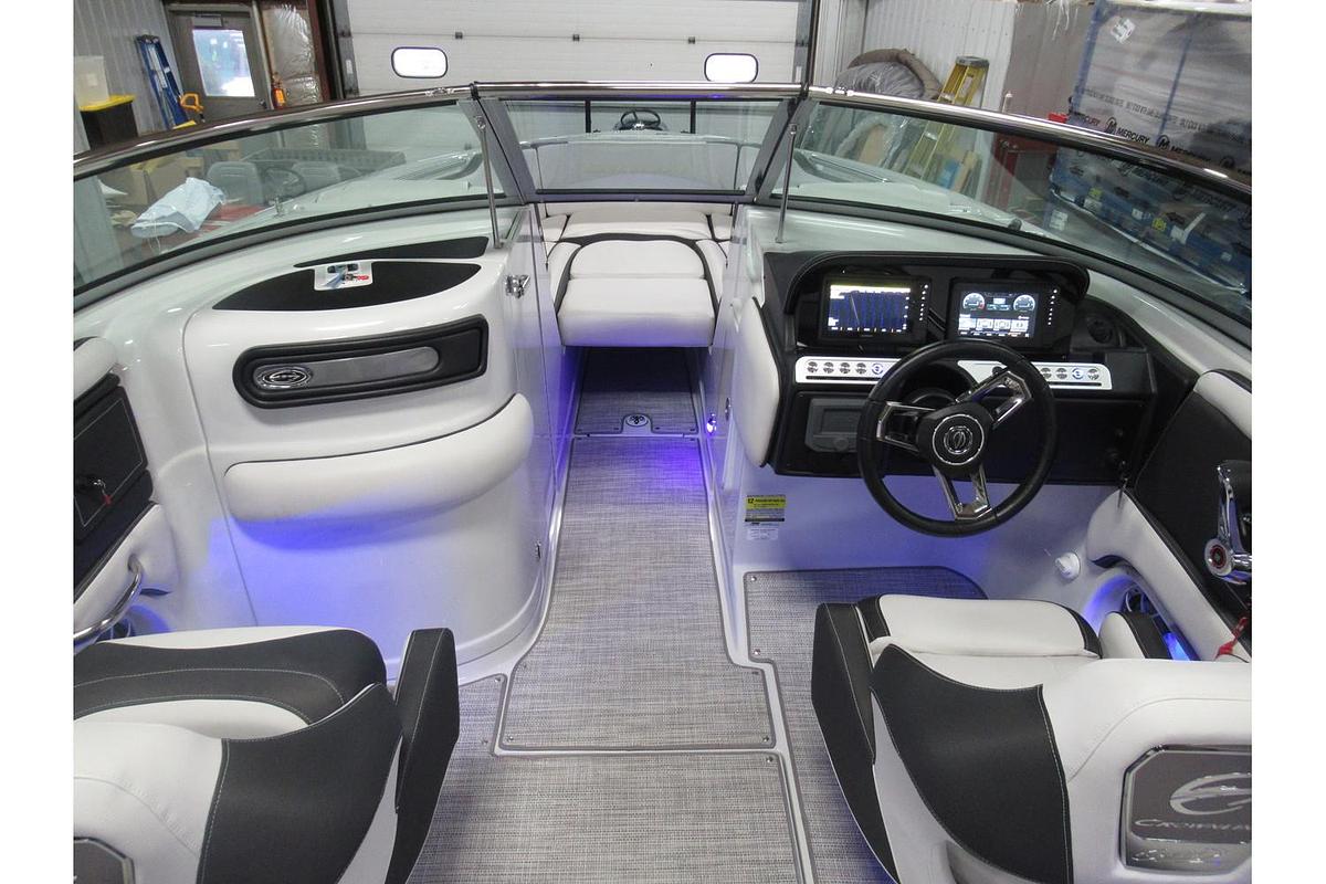 2024 Crownline 250 XSS