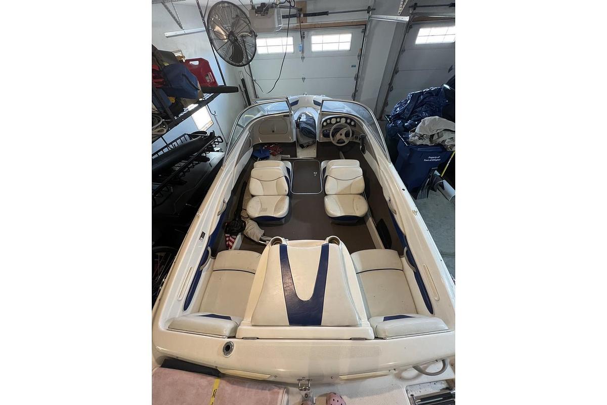 Used 2004 Bayliner International 185