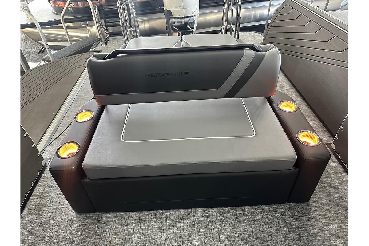 2026 Berkshire Pontoons STS Series 25ULE DC STS