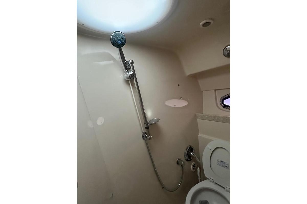 Used 2007 Regal Sport Yacht Commodore 3760 IO