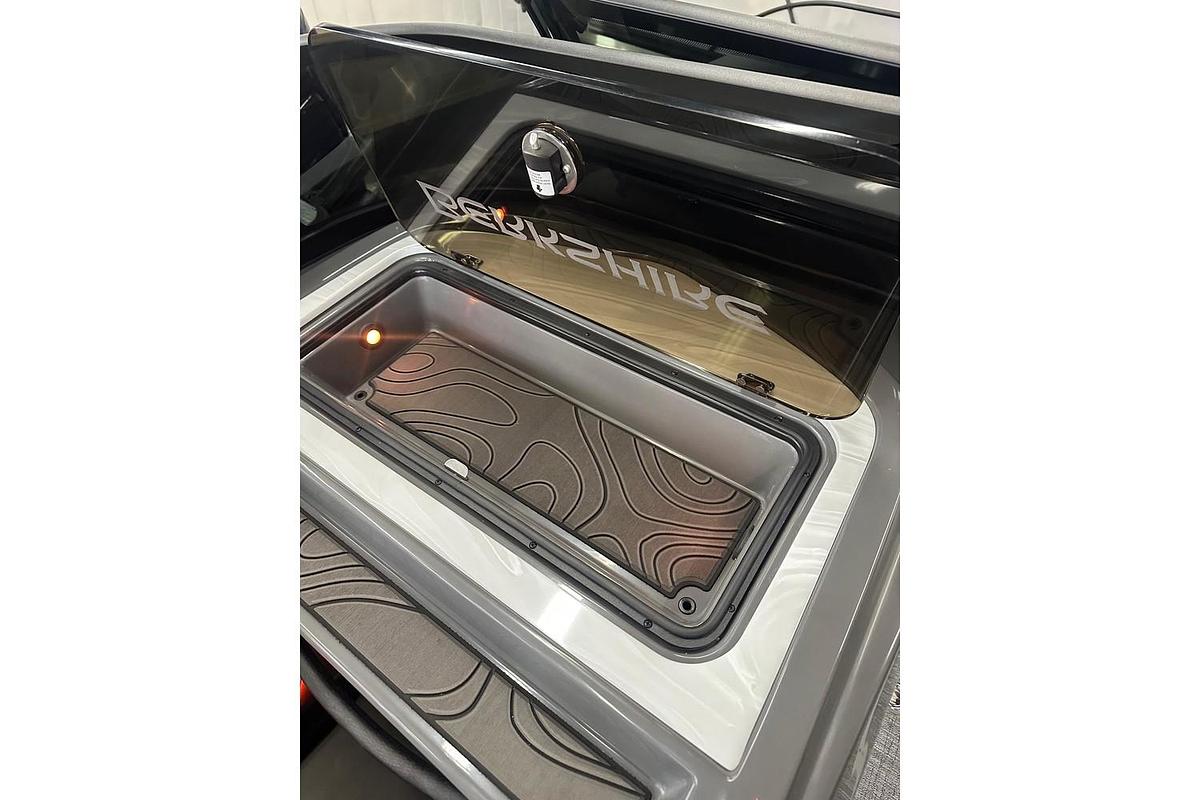 2026 Berkshire Pontoons STS Series 25ULE DC STS