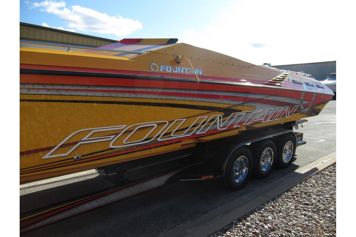 Used 1998 Fountain Boats 42 Lightning