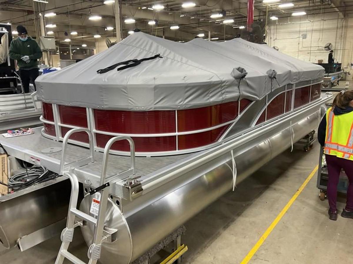 2023 Bennington 24 SXSR