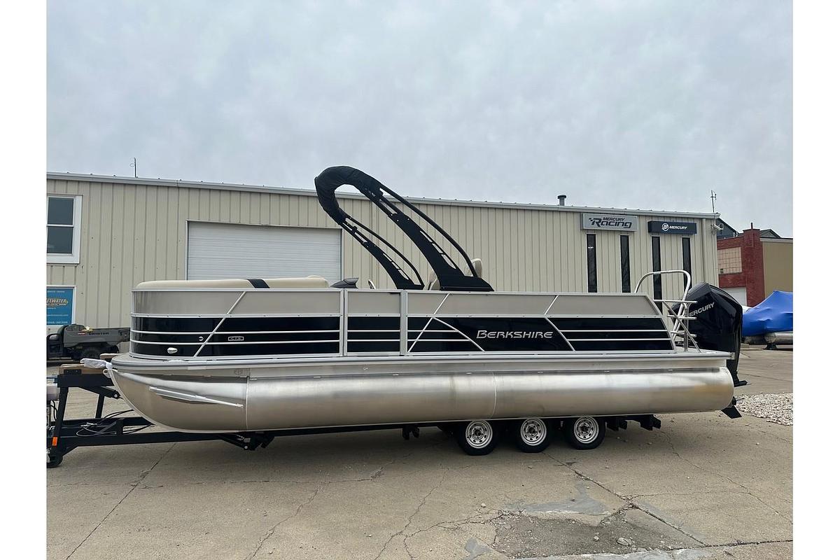 2025 Berkshire Pontoons CTS Series 24UL CTS