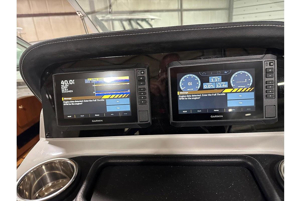 2025 Crownline CR Series 270 CR