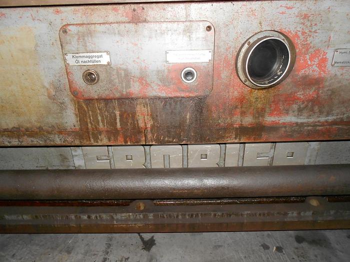 Gebruikt DRAAITAFEL GESTUURD FRORIEP