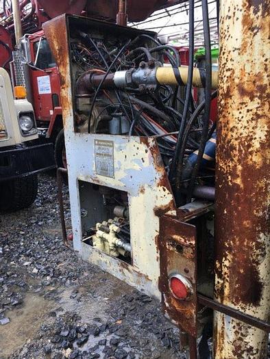 Used 1987 Ingersoll-Rand T4W Drill Rig