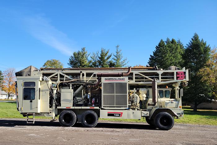 Used 1990 Ingersoll-Rand T4BH Drill Rig