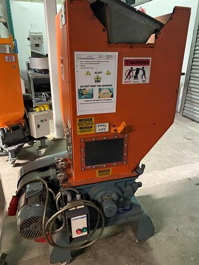 Used 1994 Nissui FNSK-15C Plastics Granulator