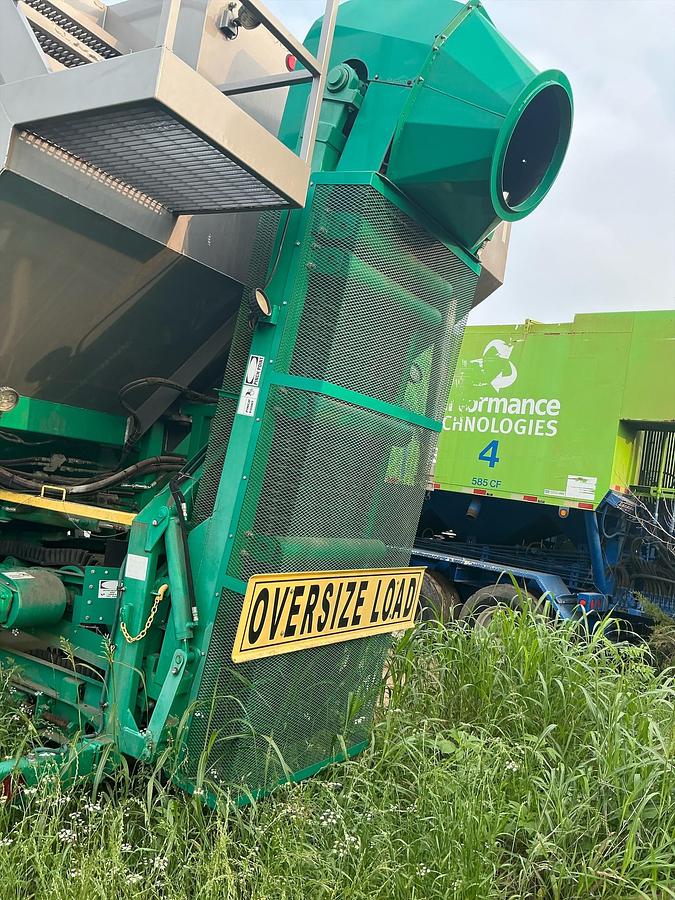 Used 2013 Charlton & Hill ESH-1701 T/A Sand Hogg Trailer