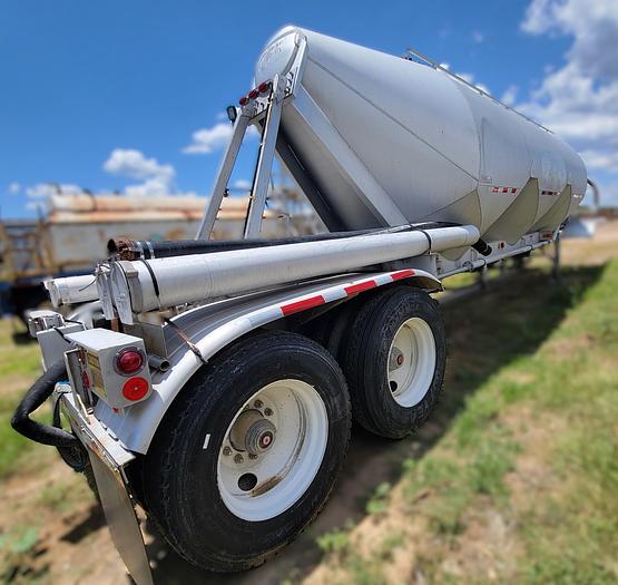 Used 1984 Fruehauf Corporation Cementer