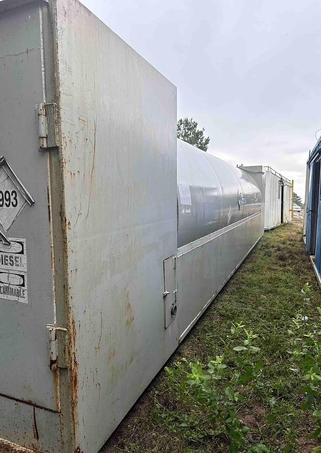 Used 12,000 Gallon Fuel Tank W/Pump Cabinet Each End