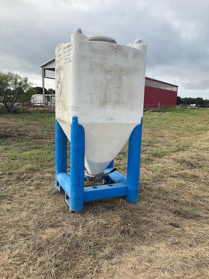 Used Snyder Flow Master Hopper 