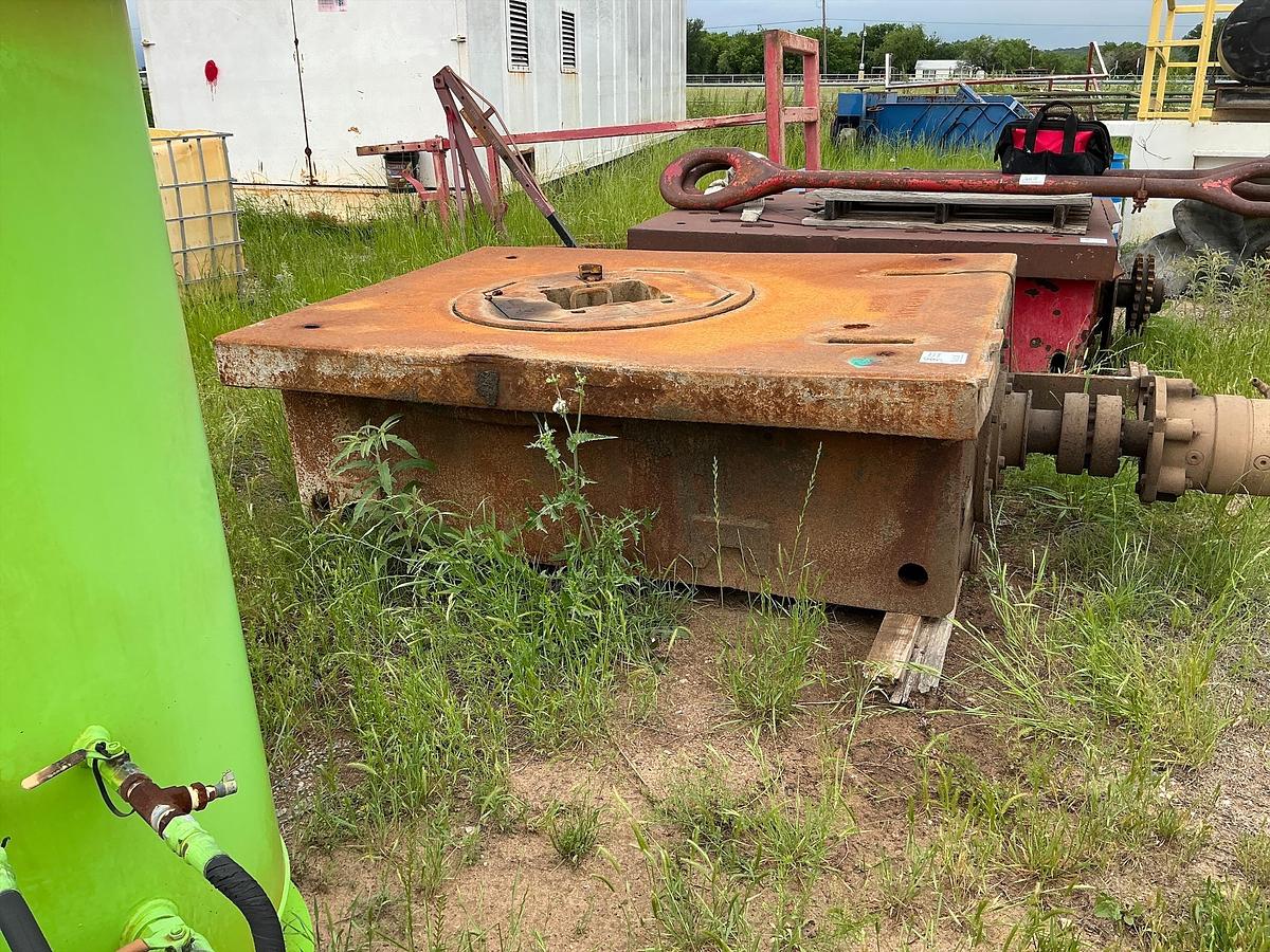 Used National C-275 Rotary Table