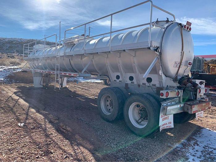 Used 2003 Heli Aluminum Water Trailer