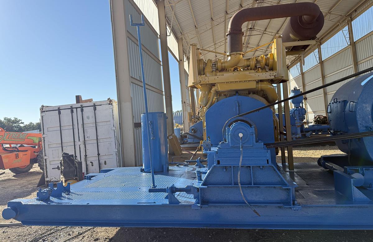 Used F-800 Triplex Mud Powered by D379