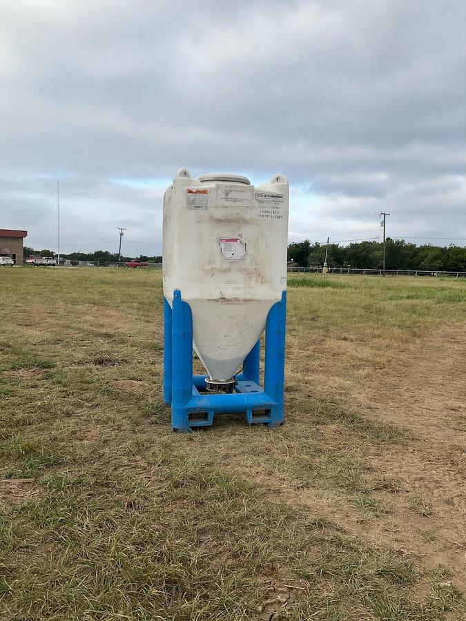Used Snyder Flow Master Hopper