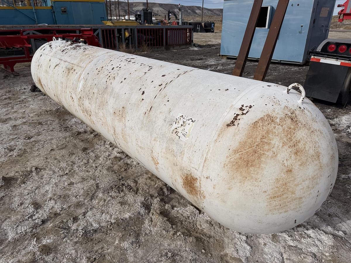 Used Eaton Metal Products 1000 Gallon Propane Tank